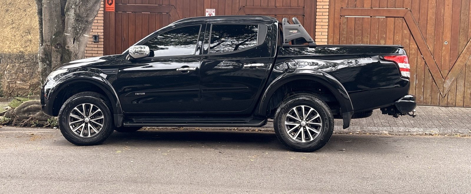 Perfil lateral da L200